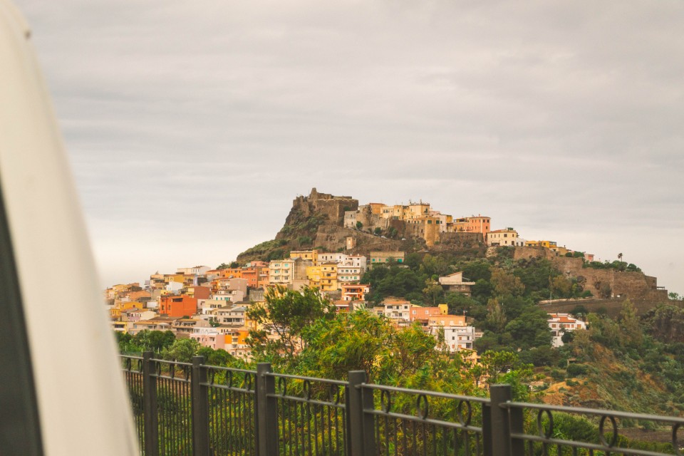  La vista su Castelsardo dal parcheggio