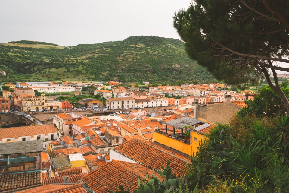  Panorama su Bosa