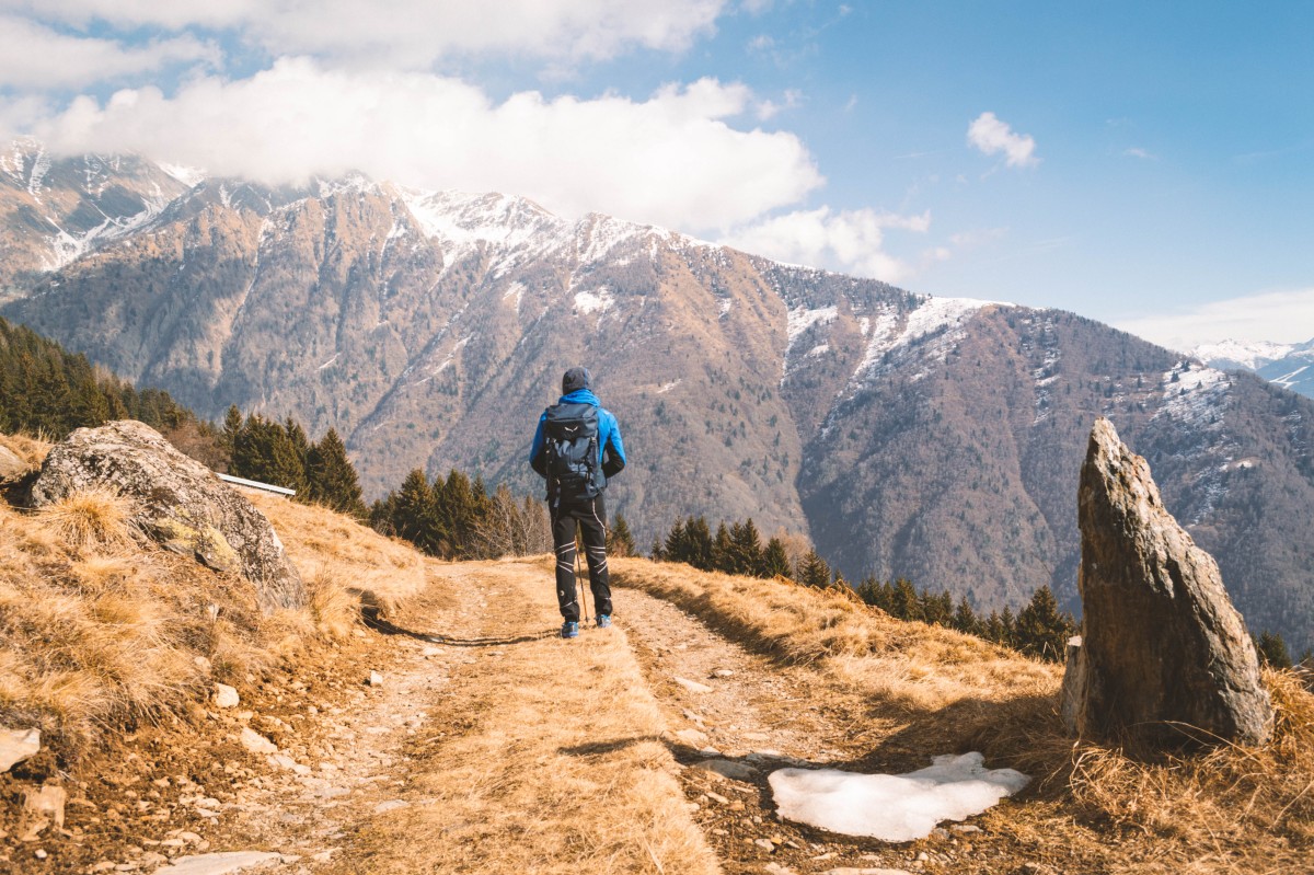  Scendendo da Alpe Campo